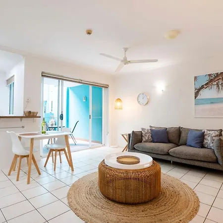 Oasis Breeze On Macrossan Street - No Stairs! Apartment Port Douglas Exterior photo