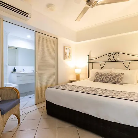Oasis Breeze On Macrossan Street - No Stairs! Apartment Port Douglas Exterior photo