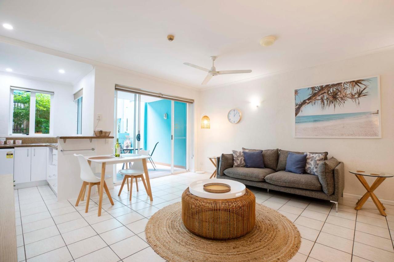 Oasis Breeze On Macrossan Street - No Stairs! Apartment *