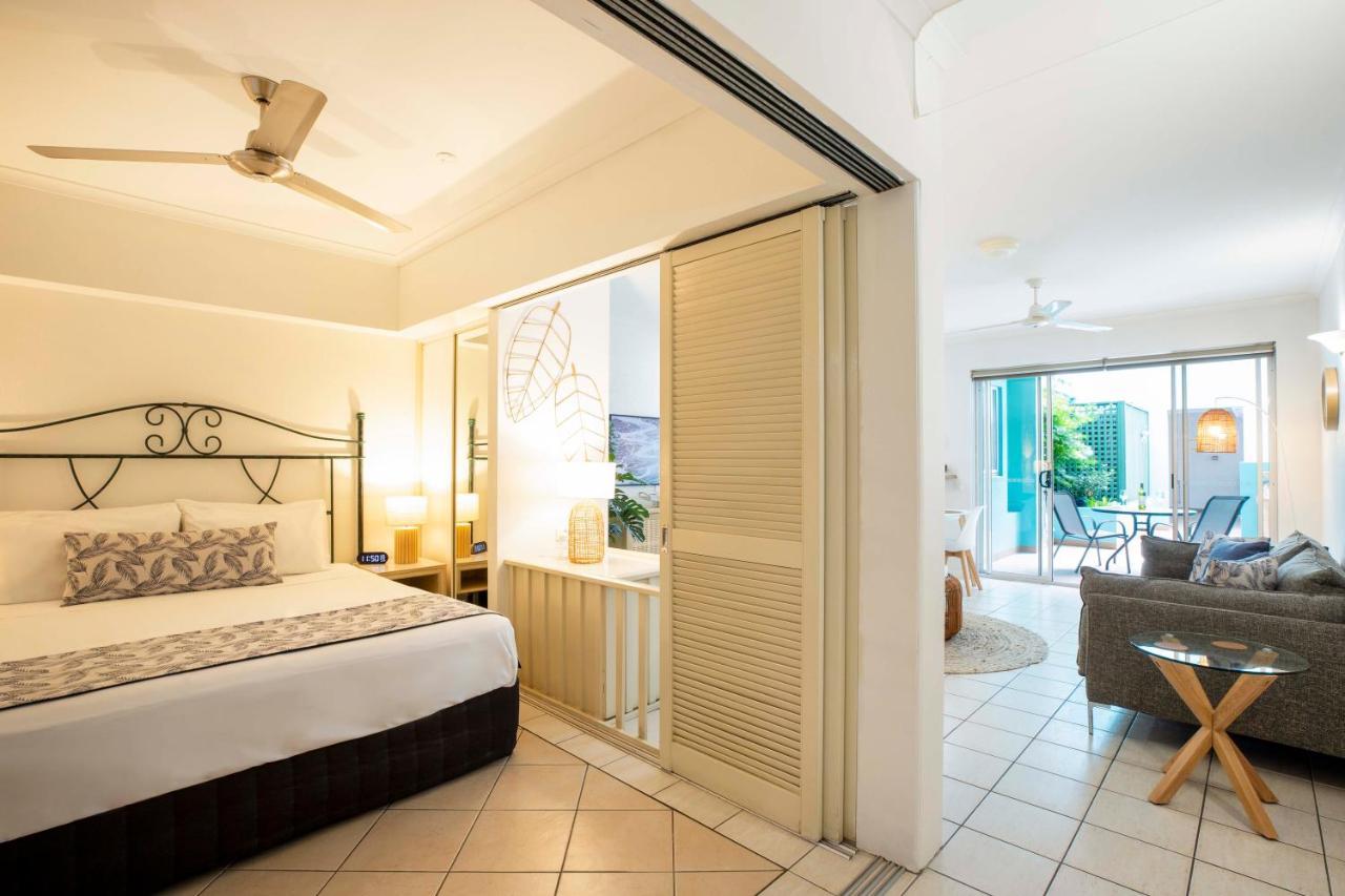 Oasis Breeze On Macrossan Street - No Stairs!